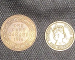 2 Moedas - Canada!! Valor de One Cents ano de 1916 !! Material bronze !! E Ilhas do Caribe ano de 1955 !! 