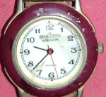 Relógio - Marca  BENETTON by Bulova ;quarrtz !! Pulseira de couro  !!!  !! ! Precisa revisão ou conserto  !! Muito tempo parado , acervo de colecionador !! Modelo promocional !!