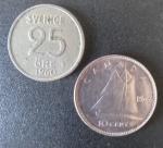 2 Moedas de Prata !! estrangeiras !! Suecia ano de 1960 !! + Canada data de 1947 !! valor de 10cent.. !! valor muito abaixo de mercado !!