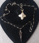 Joias - Cordão tipo terço !! 2 pingentes !! Jesus Cristo e Rosa !! tamanho de 70cm todos em prata de Ley !!! peso de 14,5 gramas !!