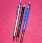   3 lapizeiras !! Modelos diferentes !! Faber castell !! Pencil etc.. Todas antigas !!    !! 