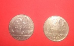 Moeda/Brasil valor de 50 centavos erro clássico, impressão no disco de 20 centavos !!! erro dificil de aparecer !! alto valor de mercado !! vale cerca de 100,00 Reais