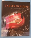 Livro - HALEY - DAVIDSON  !! O Mito Alem da Maquina !! capa dura !! , 120 pag... Obras primas !! , Detalhes !! Paisagens !! Encontros !! sempre no estilo !! muitas fotos lindas !! feito para os colecionadores !!