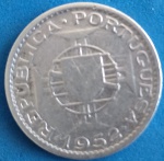 Moeda /Angola  !! Colonia portuguesa  !!material prata !! Ano de 1952 ! Raridade  , dificil de aparecer  !!