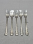 Jogo de 5 garfos de sobremesa em aço nobre inox Meridional 18/10, modelo perolado. Medindo 18cm de comprimento.