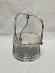 Lindo açucareiro, queijeira em prata 90 Wolff com recipiente em cristal. Medindo 11cm x 15cm de altura total.