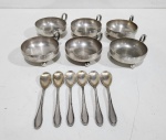 EBERLE - LOTE COM 6 TAÇAS DE SOBREMESA COM SUAS COLHERES. PEÇAS MARCADAS. MEDINDO A TAÇA 4.5 X 8.5 X 11 CM E A COLHER 12.5 CM