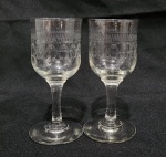 LOTE COM DUAS TACINHAS EM CRISTAL LAPIDADOS. MEDINDO 10.5 X 4.5 CM