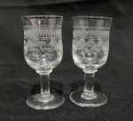 LOTE COM DUAS TACINHAS EM CRISTAL LAPIDADOS. MEDINDO 7.5 X 3.5  CM
