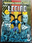 ARMAGEDDON 2001 Nº 4 - EDITORA ABRILEDIÇÃO DE COLECIONADOR COM O LOBO!Item obrigatório para fãs da DC Comics e colecionadores de quadrinhos clássicos dos anos 90! Esta é a cobiçada edição número 4 da minissérie Armageddon 2001, publicada pela lendária Editora Abril Jovem. O destaque fica por conta da participação especial do anti-herói favorito de todos: o Lobo!