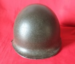 ANTIGO E RARO CAPACETE DE AÇO MODELO M1 , ELEGANTE VARIAÇÃO UTILIZADA APENAS EM ALGUMAS UNIDADES DO EXÉRCITO BRASILEIRO NOS ANOS 70/80 - PINTURA ORIGINAL - RARO MODELO (CLONE) DA VERSÃO M-1 - PRODUZIDO EM PEQUENA QUANTIDADE - ITEM EM ÓTIMO ESTADO CONFORME FOTOS