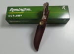 MINI FACA REMINGTON CUTLERY SKINNER 6" - LAMINA FIXA - CABO EM OSSO - NOVA SEM USO - COM BAINHA E CAIXA ORIGINAIS - EM PERFEITO ESTADO CONFORME FOTOS