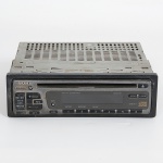 VEÍCULOS, um (1) aparelho de CD e rádio AM/FM, marca SONY, modelo CDX-3167, acompanham o chicote eo controle originais, frente destacável, usado, não testado e sem garantia, vide foto.