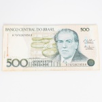 NUMISMÁTICA, Brasil, República, mais de cinquenta (+50) cédulas de 500 cruzados, serie 7070, não circuladas, micro chancelas: L. C. Bresser Pereira/ Fernando M. Oliveira, SOB/FE, algumas com manchas, vide foto.