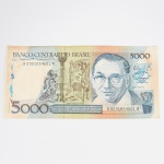 NUMISMÁTICA, Brasil, República, três (3) cédulas de 5 mil cruzados, serie 0001 (serie mais cobiçada pelos colecionadores), micro chancela: Mailson F. Nóbrega/Elmo Calmões, SOB/FE, algumas com manchas, vide foto.