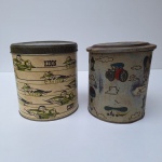 Dupla de latas vintage da marca Kibon e Decorativa Meister Joinville. Peça no estado da foto, sem testes de funcionamento.