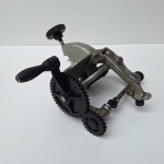 Descascador manual de frutas - laranja. Peça no estado da foto, sem testes de funcionamento.