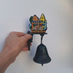 Nostálgica Campainha de Porta vintage, de metal fundido, sino, típica de casas em Amsterdam. Peça no estado das fotos, funcionando.