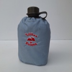 Cantil para água da marca TRILHAS E RUMOS com capa. Peça no estado das fotos.