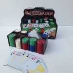 Conjunto de PÔQUER Texas Hold`em CARDINALS. Inclui fichas de pôquer e baralho. Peça no estado das fotos, sem conferencia de quantidades.