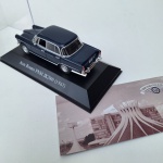 Linda MINIATURA Colecionável de ferro  ALFA ROMEO FNM JK 2000 (1967). Escala 1:43 . Peça no estado das fotos, sem testes de funcionamento.