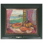 H. BONIFACIO(Henrique Bonifácio: Niterói - RJ, 1954). Sem título. Óleo sobre tela. Representando natureza-morta com frutas tropicais dispostas sobre prato, em primeiro plano, diante de janela com vista paisagística litorânea, com presença de vegetação e curso dágua ao fundo. Moldura apresenta desgastes visíveis nas fotografias. Assinado no canto superior direito. Verso assinado e localizado Niterói(quase ilegível). Medidas: Tela: Alt.: 39,5 x 47 cm; Moldura: Alt.: 58 x Comp.: 66 cm.
