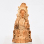 Nossa Senhora Em Majestade - bela imagem Índia portuguesa em marfim, século XVII. Imagem vestindo tú