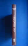 Direito - Ação Declaratória (2ªEdição Revista) - Autor: Torquato Castro - Português Br - Editora: Saraiva & Cia - 1942 - Capa dura, 140 pags, corte do livro e paginas amareladas com manchas devido a ação do tempo e a qualidade do papel, lombada levemente com descascado, algumas paginas com sublinhados e grifos, formato do livro 16x23 cm.**O livro é um título acadêmico e de referência no direito processual brasileiro.o livro sistematiza um instituto que, na época, ainda buscava consolidação no ordenamento jurídico nacional: a ação meramente declaratória. Castro analisa a função do Estado em apenas declarar a existência, inexistência ou o modo de ser de uma relação jurídica, sem a necessidade de uma condenação ou execução imediata. A obra aborda as condições específicas para essa ação, como o interesse de agir focado na incerteza (estado de dúvida) e a admissibilidade da declaração mesmo quando já ocorreu a violação de um direito.