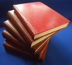 Direito - Criminologia (Con adiciones especiales para la edición española) 6 Volumes - Autor: Alfredo Niceforo - Espanhol - Editora: Jose M. Cajica Jr. - 1956 - Descrição do Livro 1, Capa dura, 391 pags,corte do livro e paginas amareladas com manchas devido a ação do tempo e a qualidade do papel, obra em bom estado de conservação sem riscos, formato do livro 18x23 cm.***V.1. teorias antiguas y modernas -- v.2. el hombre delincuente : la facies externa -- v.3. el hombre delincuente : la facies interna -- v.4. la mujer, biopsicologia, delincuencia, prostitucion, las diversas edades de la vida humana -- v.5. ambiente y delincuencia.