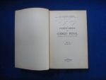 Direito - Comentários ao codigo penal: Decreto-Lei n.2.848, de 7 de dezembro de 1940 Vol.9 Arts. 250 a 361 - Autor: J. De Magalhães Drummond - Português Br - Editora: Revista Forense - 1944 - Capa dura,554 pags, corte do livro e paginas amareladas com manchas devido a ação do tempo e a qualidade do papel, capa desbotada, obra sem riscos, formato do livro 16x24 cm.*** é uma obra clássica e de grande valor histórico para o direito penal brasileiro. Arts. 250-259: Crimes de perigo comum (incêndio, explosão, inundação, etc.).
 Arts. 260-266: Crimes contra a segurança dos meios de transporte e comunicação.*Arts. 267-285: Crimes contra a saúde pública.**Arts. 286-361: Crimes contra a paz pública, fé pública e administração pública (início). Esta obra, sendo de 1944, reflete a interpretação doutrinária contemporânea à promulgação do Código Penal de 1940, sendo fundamental para o estudo da evolução do direito penal no Brasil e para a compreensão original dos tipos penais citados.