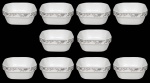 <b>NORITAKE & VARIG</b>, dez (10) recipientes para sobremesa confeccionados em porcelana esmaltada na tonalidade branca, formato oitavado, bordas decoradas por guirlanda de folhagens e filetes em prata, alguns apresentando pequenas falhas na prateação, medindo 3x9x9cm.