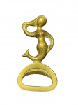 BRONZE, um (1) abridor de garrafas confeccionado em bronze da manufatura EBERLE representando sereia, medindo 7,5cm de comprimento.