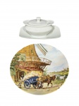 PORCELANAS, lote com duas (2) peças confeccionadas em porcelana na tonalidade branca, sendo: A) ROYAL, 1 prato decorativo com pintura de paisagem holandesa com figuras em policromia, medindo 17cm e B) 1 molheira fixada ao presentoir da manufatura SCHMIDT, medindo 6,5x14x9cm.