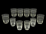 CRISTAL HERING, dez (10) copos confeccionados em cristal translucido com lapidação em GRÃO DE ARROZ em baixo relevo, sendo 6 para água, medindo 10x7,5cm e 4 para shots, medindo 8x6cm.
