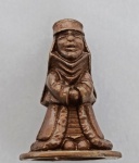 Miniatura Metal Rainha Xadrez Old Royal Castle - Kinder Ovo Anos 90 Item de colecionador original da série "Old Royal Castle" (K98 N102). Miniatura em metal com pátina bronze/cobre, aproximadamente 4 cm de altura. Peça clássica das coleções metálicas da Ferrero da década de 90.