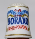 Dedal de Porcelana Vintage Boraxo Bathpowder - Franklin Mint 1980 Peça vintage original, valorizada por colecionadores de aviamentos e memorabilia de marcas clássicas americanas