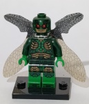 Parademon (Verde), um soldado alienígena de elite a serviço de Darkseid, parte da linha LEGO DC Super Heroes baseada no filme Liga da Justiça de 2017. Lançado originalmente em 2017, este modelo específico aparece em conjuntos como 76086 - Knightcrawler Tunnel Attack e no conjunto de acessórios 853744 - Knightmare Batman Accessory Set.