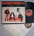 LP ENGENHEIROS DO HAWAII - O PAPA É POP C/ ENCARTE // CAPA CONFORME FOTOS // DISCO EM MUITO BOM ESTADO // PODE CONTER RISCOS QUE CAUSAM CHIADOS, RUÍDOS OU PULOS
