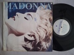 LP MADONNA - TRUE BLUE // CAPA CONFORME FOTOS // DISCO EM MUITO BOM ESTADO // PODE CONTER RISCOS QUE CAUSAM CHIADOS, RUÍDOS OU PULOS