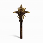 BAHIA - Crucifixo em madeira entalhada com resplendor dourado, Cristo talhado em relevo, trabalho de feição barroca, com rica pátina e desgastes compatíveis com a antiguidade. Peça de devoção mural. Mede 53 x 27 cm.