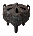 Incensário em metal - 06x05x05 cm.