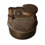 Isqueiro em metal - 3,5x04 cm.