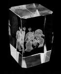 Decorativo em bloco de cristal - 06x04x04 cm.