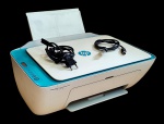 HP - Impressora Deskjet Ink Advantage 2676 - 110V - 25x43x34 cm - ligando, porem funcionalidadesnãotestadas.