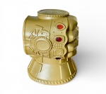 BRINQUEDO - Manopla do infinito em plástico - Vingadores ultimato - 23x19 - conservado .