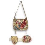 BUM BUM DE IPANEMA - CONJUNTO DE BOLSAS CONFECCIONADAS EM TECIDO LONADO, COR ESTAMPA FLORIDA COMPOSTO POR DUAS PEÇAS, SENDO: UMA TIRACOLO, ALÇA AJUSTAVÉL, MEDINDO 34 X 48 CM E UMA POCHETE AJUSTAVÉL. TRATA-SE DE PEÇA SEMINOVA, PODENDO APRESENTAR SINAIS DE USO, MARCAS DO TEMPO, DESGASTES NATURAIS, PEQUENAS IMPERFEIÇÕES, RESTAUROS, REPAROS E/OU OUTRAS CARACTERÍSTICAS PRÓPRIAS DE SUA NATUREZA, USO E ESTADO DE CONSERVAÇÃO, NÃO SENDO TAIS ASPECTOS, POR SI SÓ, MOTIVO PARA DESCLASSIFICAÇÃO, CANCELAMENTO OU QUESTIONAMENTOS POSTERIORES, DEVENDO O ARREMATANTE CONSIDERAR TAIS CONDIÇÕES PREVIAMENTE À OFERTA E ARREMATAÇÃO.