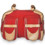 BOLSA DE OMBRO CONFECCIONADA EM TECIDO LONADO, COR VERMELHA COM DETALHES EM MATERIAL SINTÉTICO BEGE, ALÇAS AJUSTÁVEIS, DOIS BOLSOS FRONTAIS EXTERNOS, MEDINDO 32 X 43 CM. TRATA-SE DE PEÇA SEMINOVA, PODENDO APRESENTAR SINAIS DE USO, MARCAS DO TEMPO, DESGASTES NATURAIS, PEQUENAS IMPERFEIÇÕES, RESTAUROS, REPAROS E/OU OUTRAS CARACTERÍSTICAS PRÓPRIAS DE SUA NATUREZA, USO E ESTADO DE CONSERVAÇÃO, NÃO SENDO TAIS ASPECTOS, POR SI SÓ, MOTIVO PARA DESCLASSIFICAÇÃO, CANCELAMENTO OU QUESTIONAMENTOS POSTERIORES, DEVENDO O ARREMATANTE CONSIDERAR TAIS CONDIÇÕES PREVIAMENTE À OFERTA E ARREMATAÇÃO.