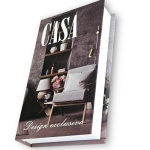 CAIXA PORTA JÓIAS, MODELO "FAKE BOOK", EXECUTADA EM PAPEL CARTONADO, MEDINDO 4 X 23 X 13 CM.