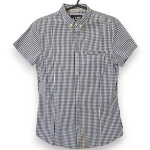 CAMISA MANGA CURTA, CONFECCIONADA EM TECIDO 100% ALGODÃO, TAMANHO M. TRATA-SE DE PEÇA SEMINOVA, PODENDO APRESENTAR SINAIS DE USO, MARCAS DO TEMPO, DESGASTES NATURAIS, PEQUENAS IMPERFEIÇÕES, RESTAUROS, REPAROS E/OU OUTRAS CARACTERÍSTICAS PRÓPRIAS DE SUA NATUREZA, USO E ESTADO DE CONSERVAÇÃO, NÃO SENDO TAIS ASPECTOS, POR SI SÓ, MOTIVO PARA DESCLASSIFICAÇÃO, CANCELAMENTO OU QUESTIONAMENTOS POSTERIORES, DEVENDO O ARREMATANTE CONSIDERAR TAIS CONDIÇÕES PREVIAMENTE À OFERTA E ARREMATAÇÃO.