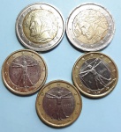Itália 2002, 2007, 2008, 2009 e 2011 1 e 2 Euros (5 Moedas) Facial: 7 Euros